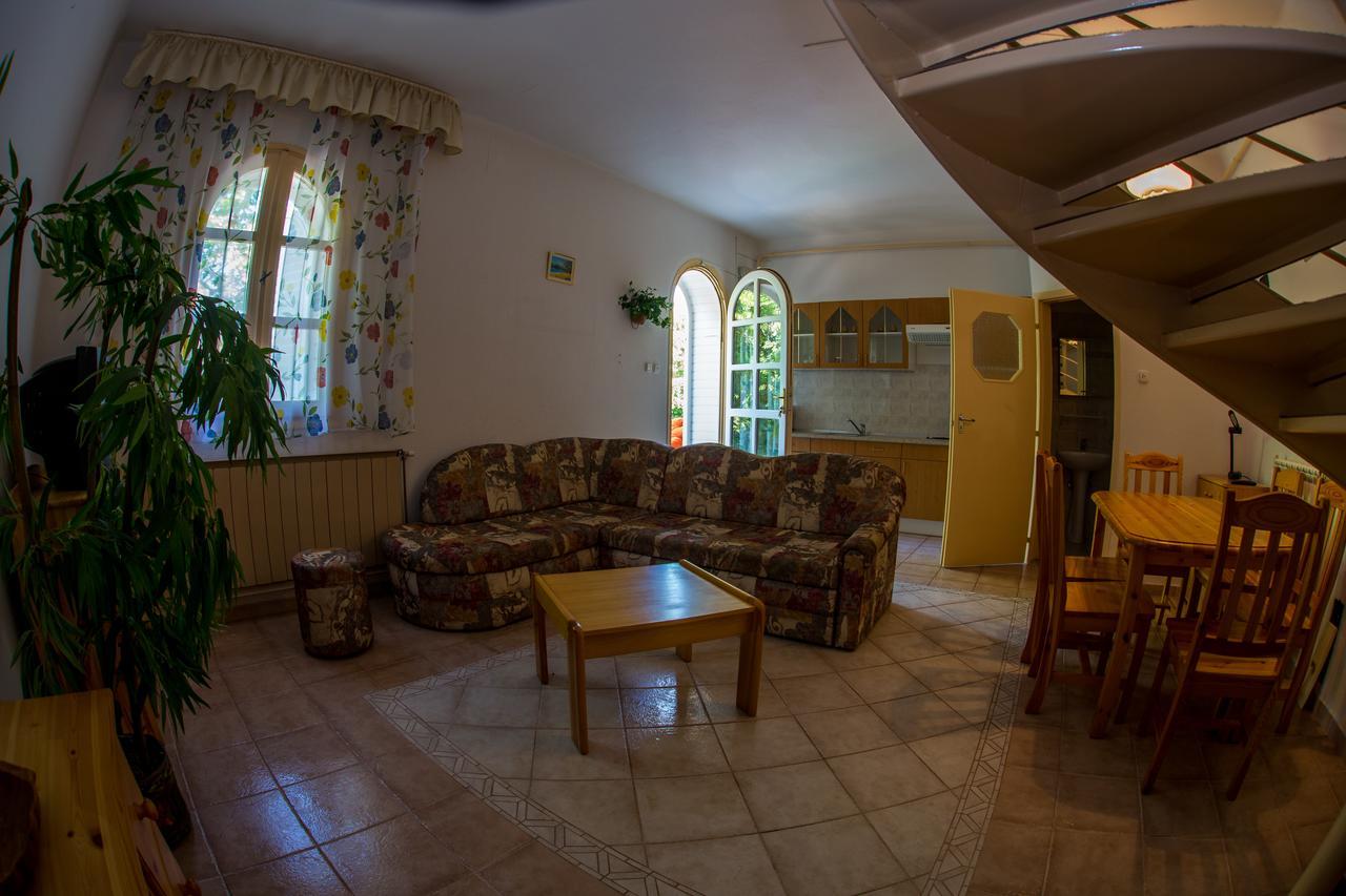 Aqua Line Apartmanhaz Hajdúszoboszló Exterior foto