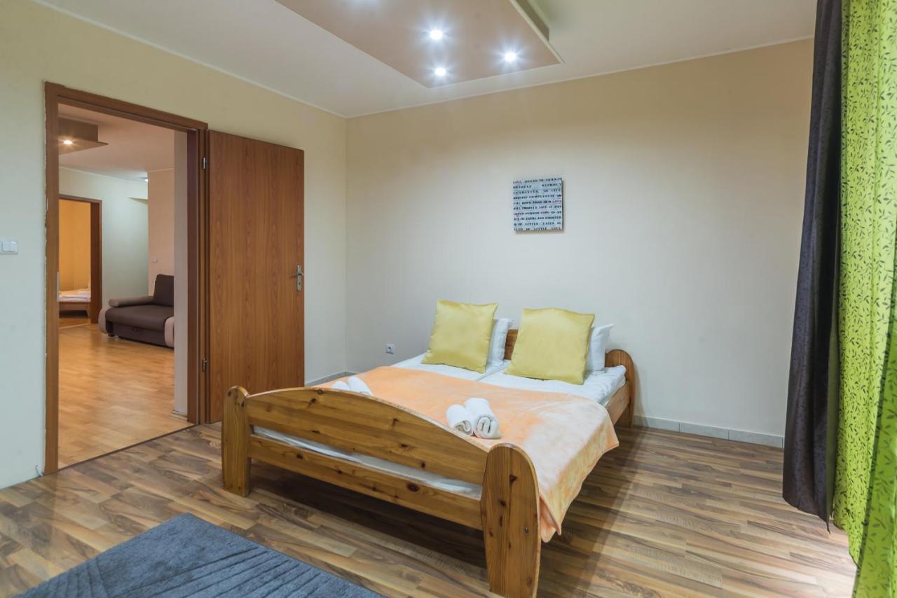 Aqua Line Apartmanhaz Hajdúszoboszló Exterior foto